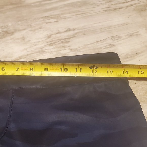 Blue & black camo athletic shorts - Picture 3 of 7